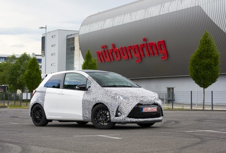 Toyota planea una gama de deportivos al estilo de la familia F de Lexus