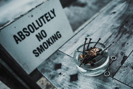 Una excusa menos para no dejar de fumar: la abstinencia del tabaco no parece generarnos más antojos de comida