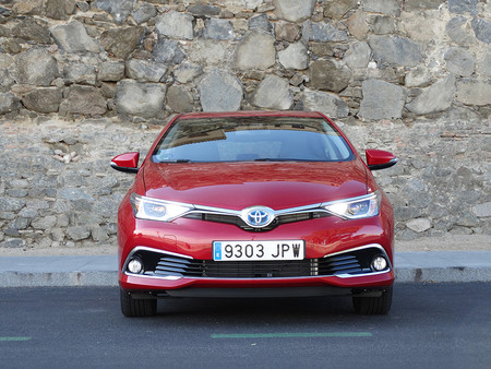 Prueba Toyota Auris Hybrid 2016 Exteriores