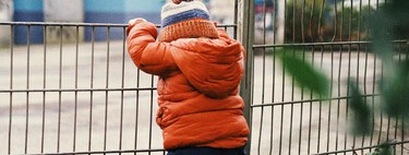 O paradoxo da superproteção: ao "abrirmos caminho" para nossos filhos, estamos criando adultos que desmoronam ao primeiro sinal de problema 