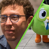 El CEO de Duolingo cree que la IA será mejor maestra que los humanos y que las escuelas serán más como "guarderías" 