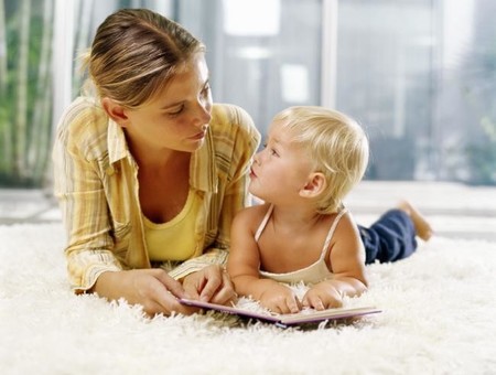 ¿Cuándo debemos comenzar a leerle a nuestros hijos?