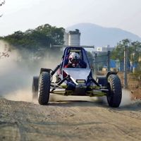 Lecciones DIY: Este buggy está hecho a mano, tiene motor de moto con 150 CV y sólo pesa 450 kg