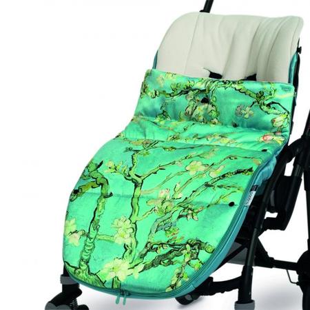 0eb1c544 603d 42ab 86b5 41a13f72ab00 Bee Van Gogh 18433 Retouche