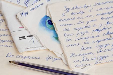 El regalo más bonito que puedes hacerle a tu bebé por su primer cumpleaños: una carta de sus seres queridos