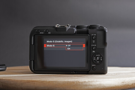 Canon Eos R50v 05