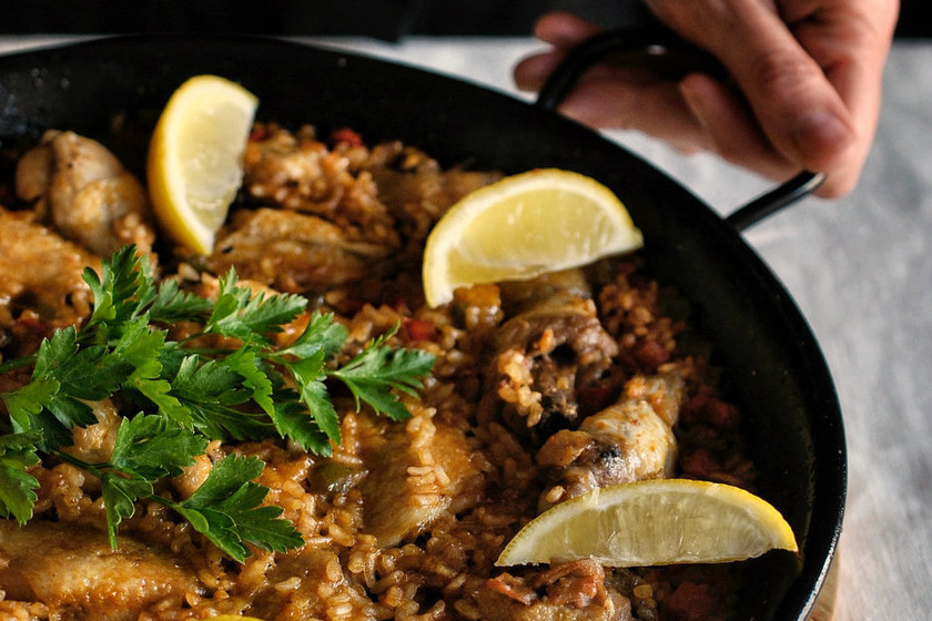 Receta de arroz con pollo: un plato único insuperable