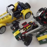 Ahora tú también podrás montar un Caterham Seven en tu salón, pero en Lego