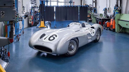 Mercedes-Benz W196R Monza Streamliner (1954)