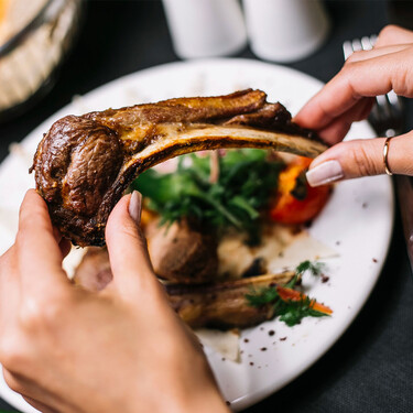 Parece lo mismo, pero no lo es: por qué debes tener mucho cuidado al pedir cordero en un restaurante británico 