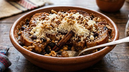 Cómo hacer capirotada con solo 7 ingredientes, con la receta y tips del Chef Oropeza para Cuaresma 