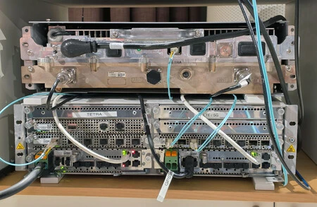 Equipo de Airbus preparado para dar soporte a la transición con núcleo de comunicación TETRA, 4G/5G y antenas