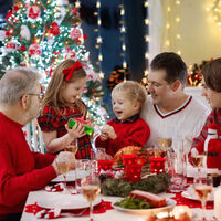 ¿Deberían contar los niños en el número máximo de personas permitidas en las reuniones familiares de Navidad?