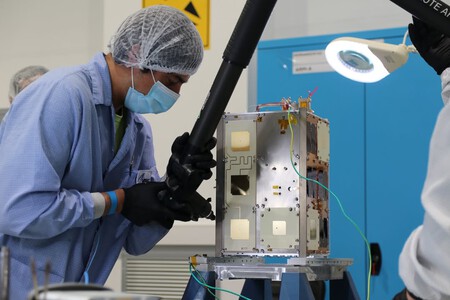 450_1000 Argentina lista para ir al espacio: su microsatélite ATENEA ya está en la NASA para ser parte de la misión Artemis II que llevará humanos a la Luna