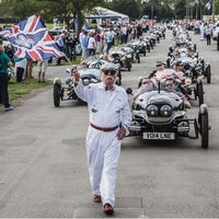 Celebrando los 108 años de historia de Morgan con más de 1.500 coches y  5.000 aficionados