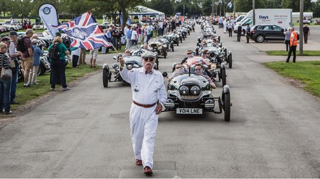 Celebrando los 108 años de historia de Morgan con más de 1.500 coches y 5.000 aficionados