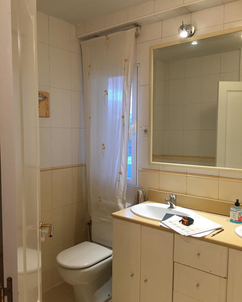 Antes y después: un baño que ha sufrido una transformación total sin
