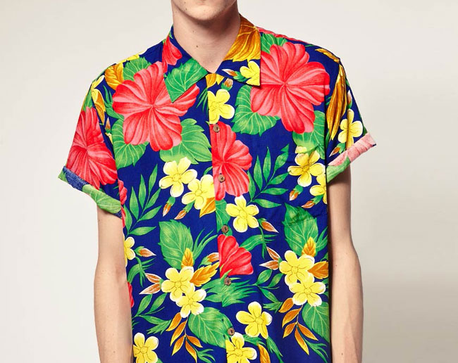 Vuelven las camisas hawaianas: cinco modelos que puedes