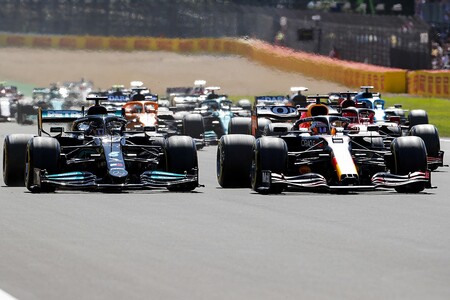 Lewis Hamilton consigue su victoria más sucia en la Fórmula 1 mandando a Max Verstappen al hospital