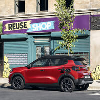 Para 2026 ya no habrá Plan MOVES de ayudas a la compra de un coche eléctrico. En cambio, el Gobierno promete que las ayudas del nuevo 'Plan Auto 2030' serán más ágiles y rápidas