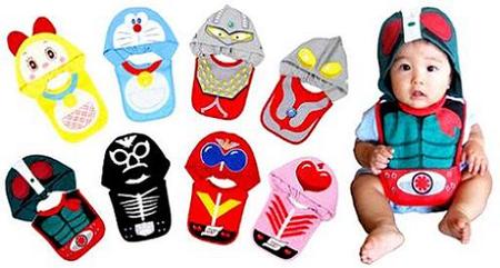 Baberos-gorro para los seguidores del manga japonés