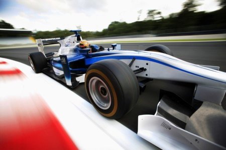 La GP2 presenta el GP2/11