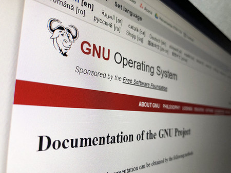 Richard Stallman publica la "Guía de Comunicación Amable" de GNU y pide respeto en la comunidad