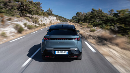 Peugeot E 3008 2024 16