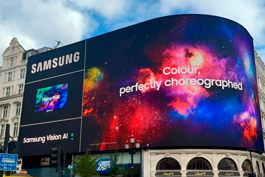 Un gran televisor se merece una promoción a lo grande: Samsung toma las calles para que todo el mundo conozca sus Micro RGB 