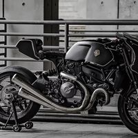 Esta café racer era una Ducati Monster 821 recién sacada del concesionario, y se ha convertido en esta bestia italiana