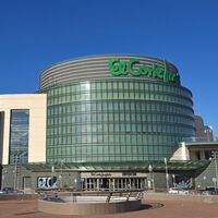 El Corte Inglés deja a precio de outlet esta tele OLED Samsung de 77 pulgadas y, además, te ahorras el IVA hasta el domingo