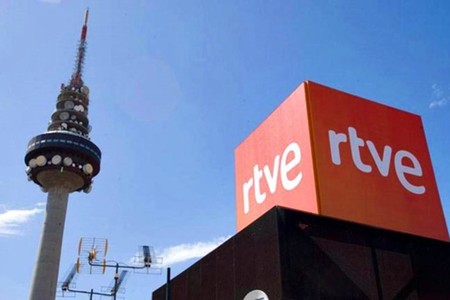 Cerrar RTVE es la mejor solución para todos