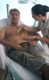 Harrison Ford se depila para protestar