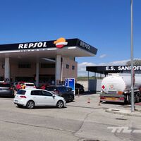 El Gobierno quería que las petroleras arrimasen el hombro con un impuesto, pero se están haciendo aún más ricas a costa de los conductores