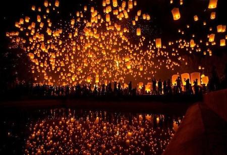 yeepeng-festival-in-chiangmai-thailand.jpg