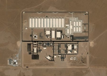 Camp Arifjan, la cárcel del oficial acusado de filtrar información clasificada a ¿WikiLeaks?