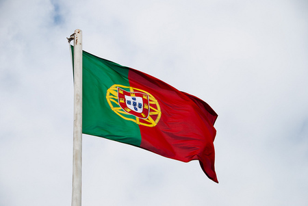 El ahogo por la austeridad no da resultados: Portugal también incumple
