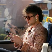 Usar el móvil en el transporte público es tan incómodo como insoportable. Android quiere ponerle fin con un nuevo e ingenioso modo