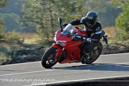 Ducati Supersport 2017 021