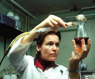 Razones por las cuales las mujeres dejan la ciencia