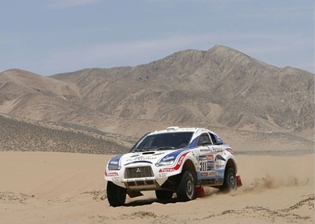dakar2010-orlando-terranova-aguanta-en-la-zona-media-del-top-ten.jpg
