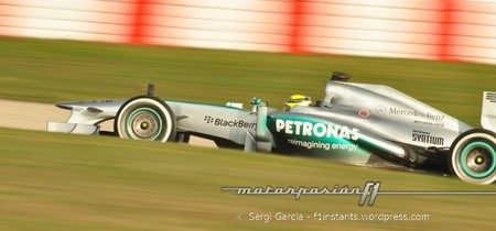 Nico Rosberg se encarga de seguir haciendo brillar a Mercedes