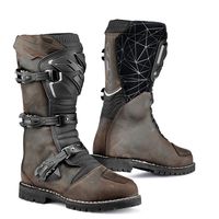 Las nuevas botas TCX Drifter Waterproof: sumamente técnica, sumamente vintage