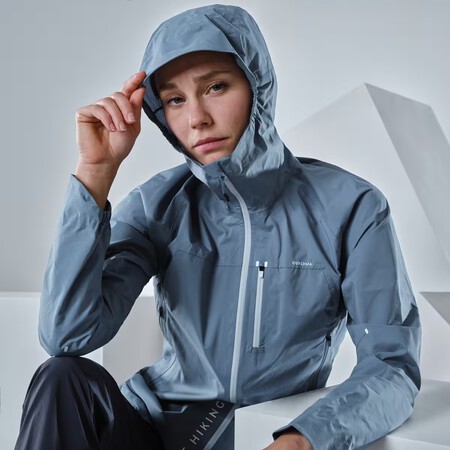 Chaqueta Impermeable De Montana Y Trekking Ultraligera Mujer Fh500 1