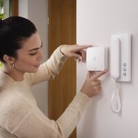 Abre la puerta de tu portal o de casa desde donde quieras. No es magia: es gracias al Ring Intercom, rebajado a precio de Black Friday