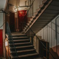 Más de un millón de euros de multa a una comunidad: la caída de un vecino ha terminado en una enorme derrama