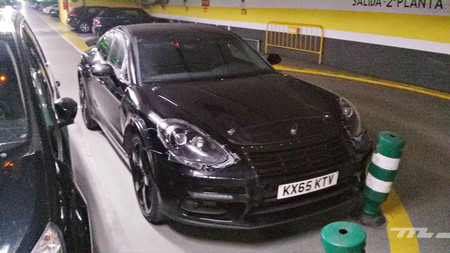 Habrá un Porsche Cayenne Coupé. Es sólo una cuestión de tiempo, como lo sugiere esta mula