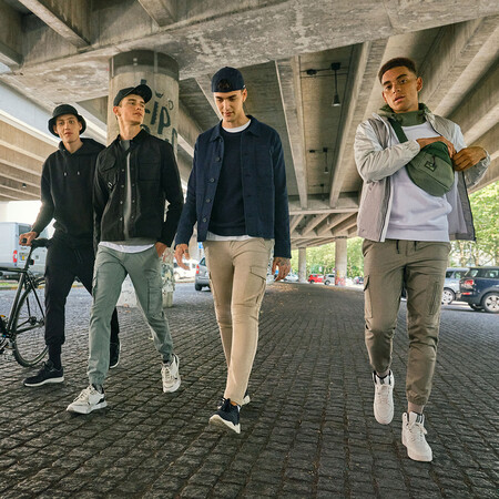 Ficha éstas siete zapatillas blancas de Jack&Jones para pisar fuerte y con estilo en primavera