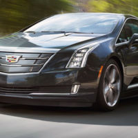 Cadillac actualiza el ELR Coupé: más potencia y mejor dinámica para el eléctrico de la casa