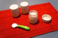 Receta para hacer yogures de bebé con leche artificial